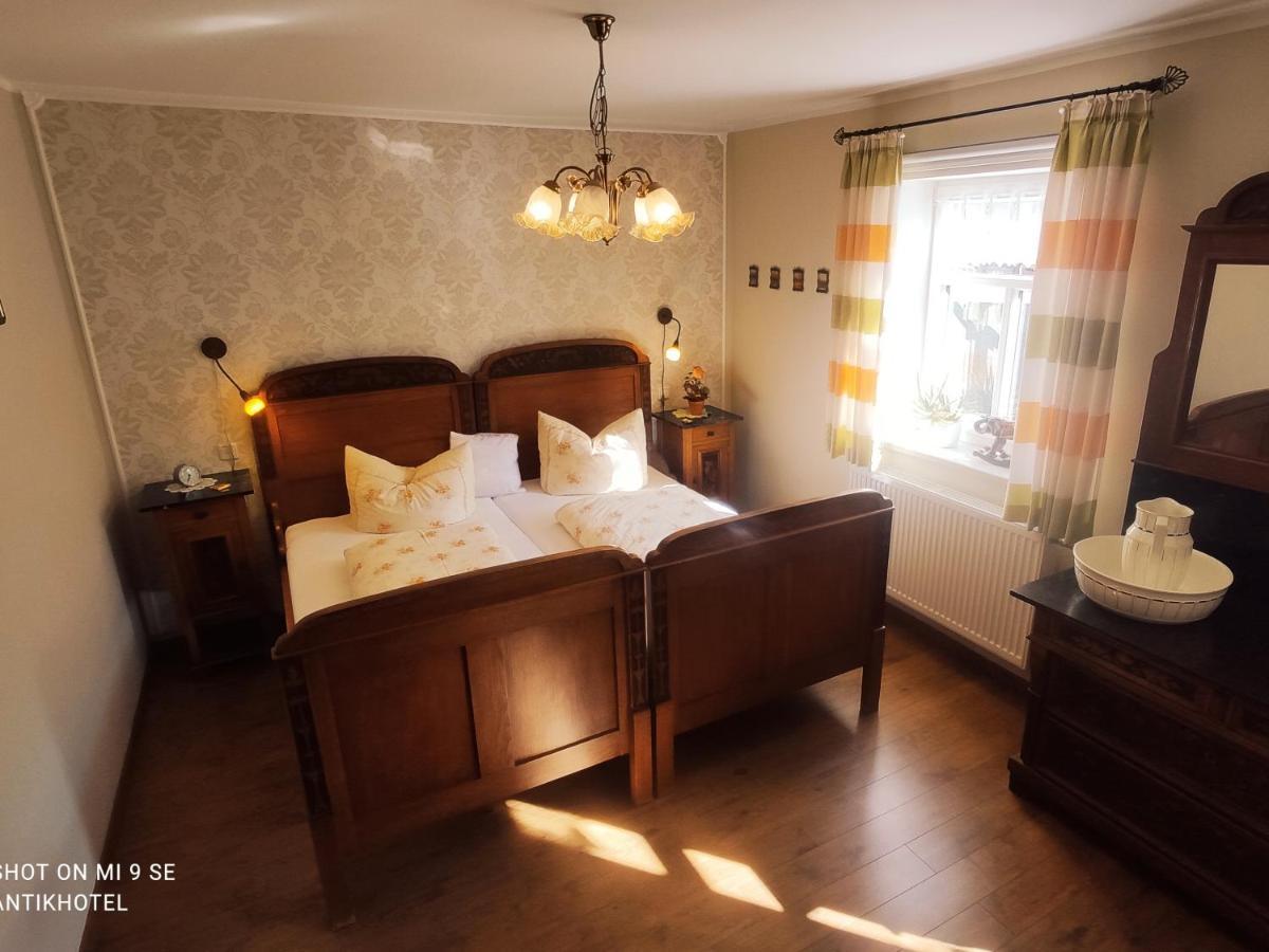 Steinbach am Wald Antikhotel Steinbacher Hof חדר תמונה